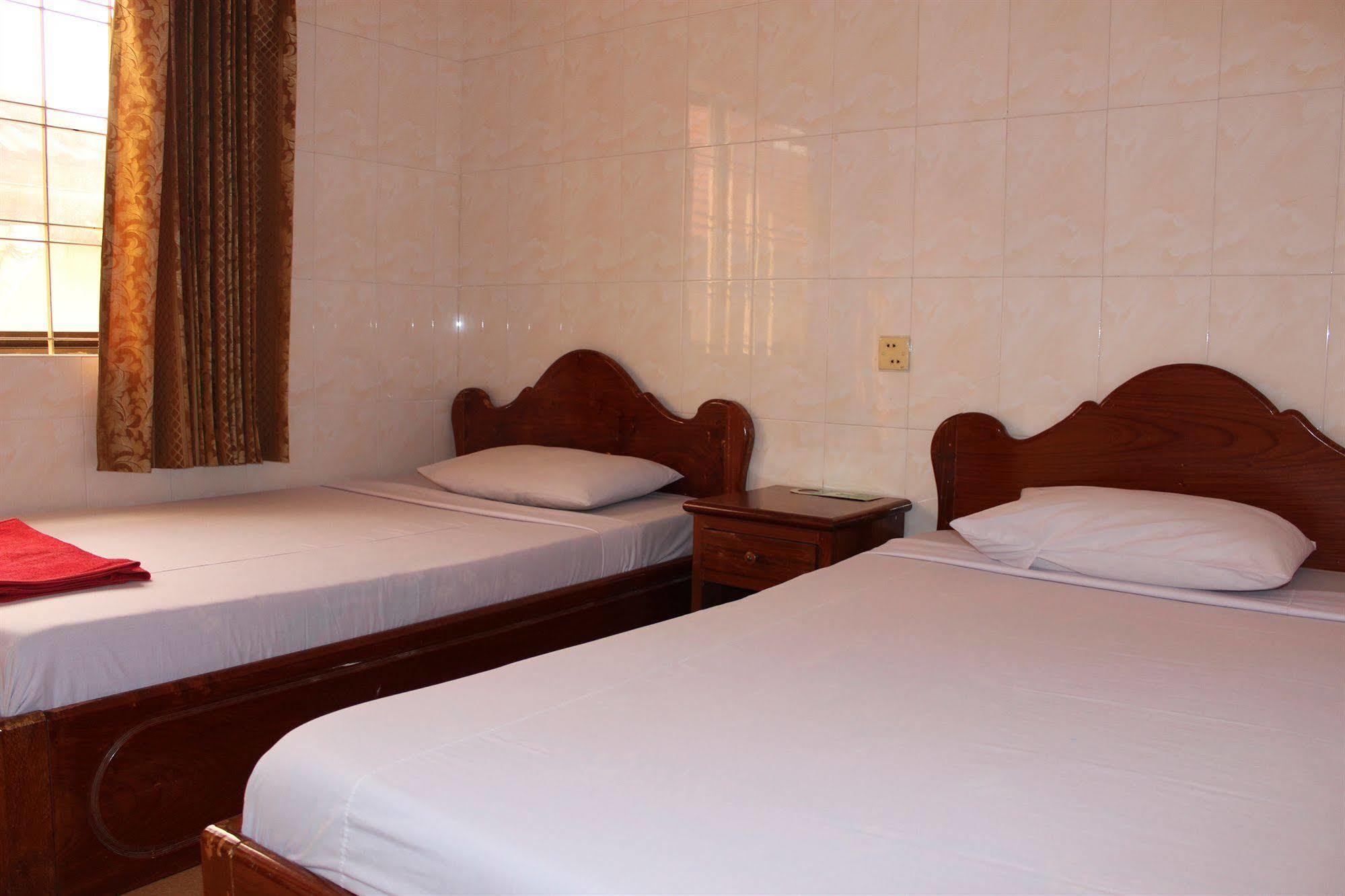 Lucky 1 Guesthouse Phnom Penh Exterior foto